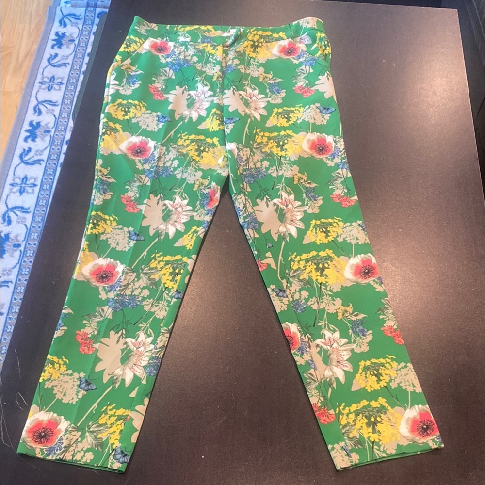 Gibson Latimer  Floral Green Dress Pants